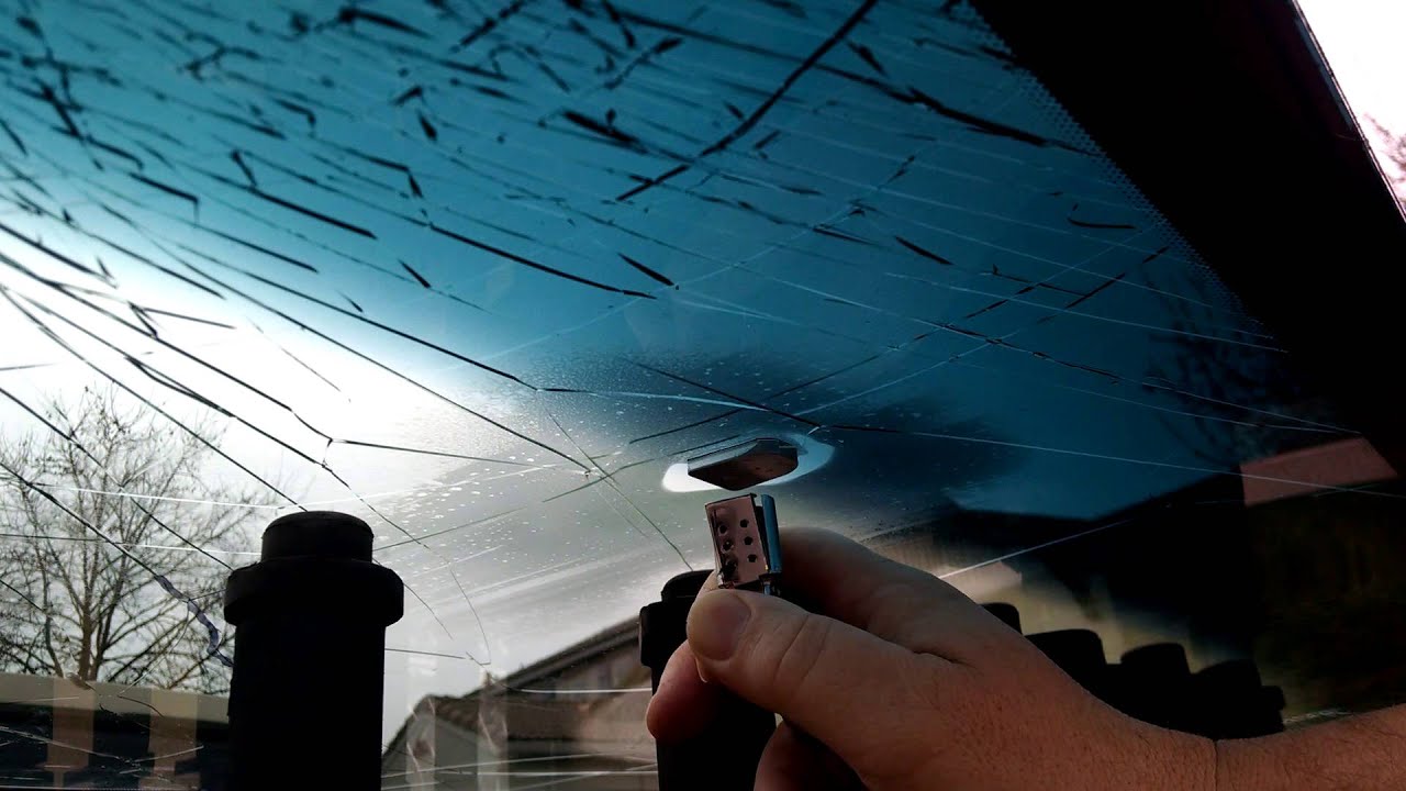 How to remove rear view mirror mount from windshield