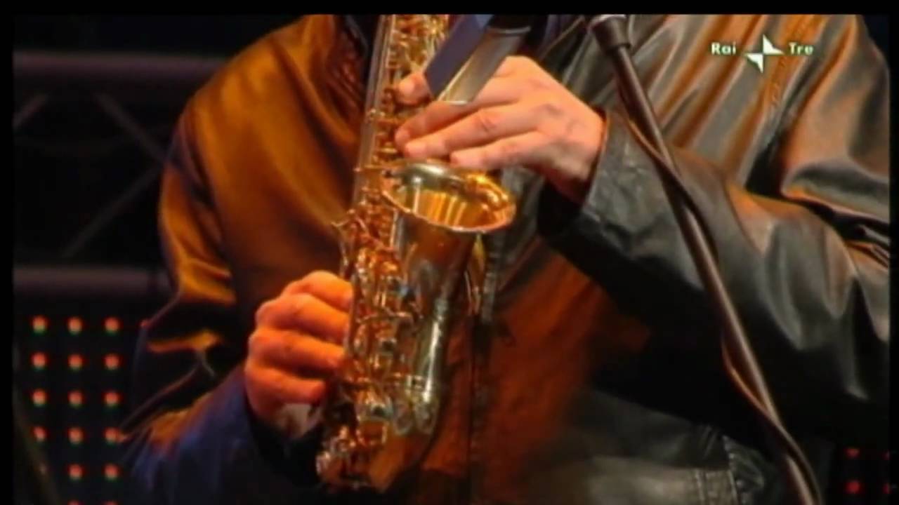claudio lolli al concerto del primo maggio 2010
