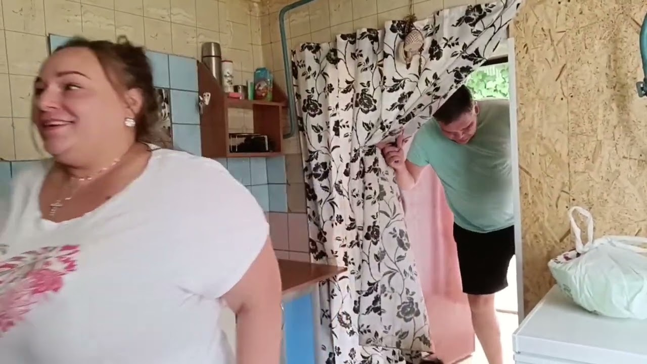 ОБЗОР, РАСПАКОВКА ПРОДУКТОВ /ПОЕХАЛИ ЗА КУРАМИ /ПРОВЕДАЛИ МИШУ /ОБМЫВАЕМ МАШИНУ🍻/ЗАСОЛИЛИ РЫБУ