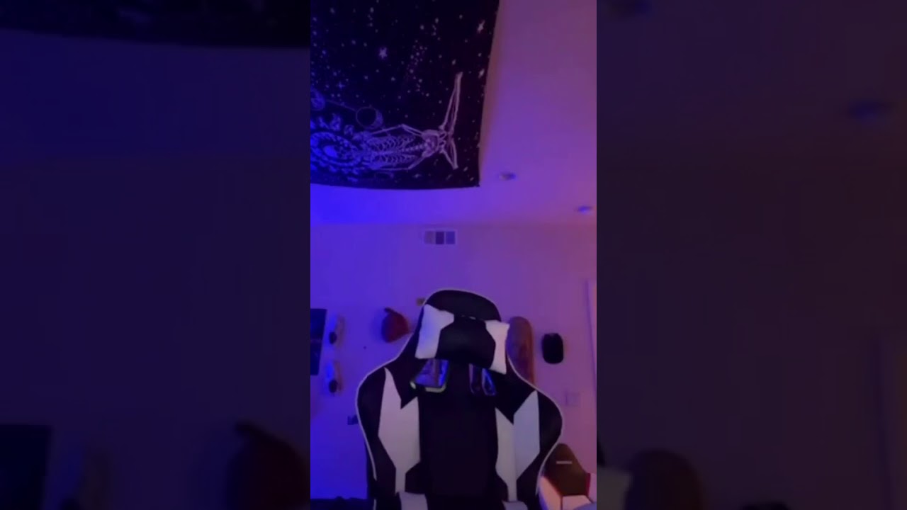 vinnie hacker tiktok live