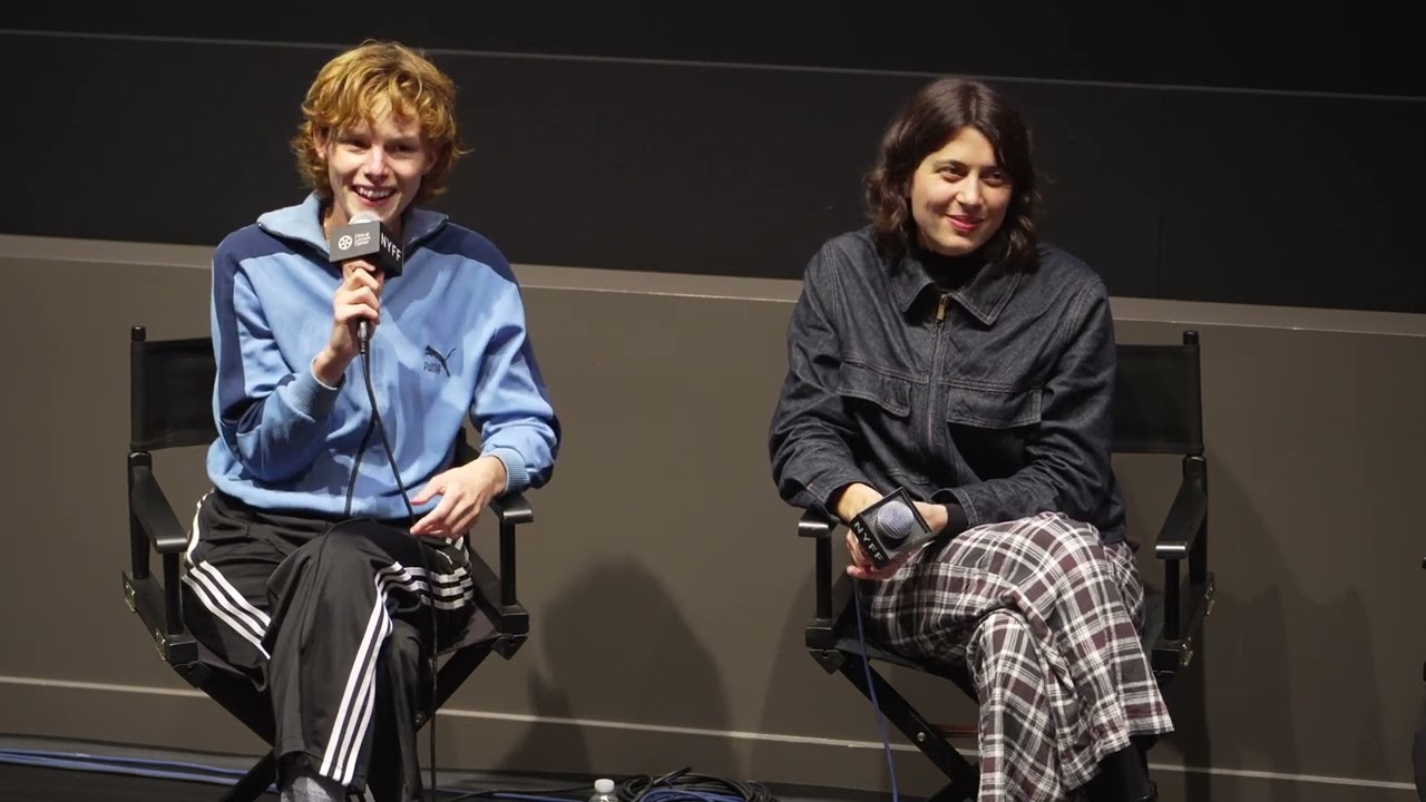 Lilith Kraxner and Milena Czernovsky on bluish | NYFF62