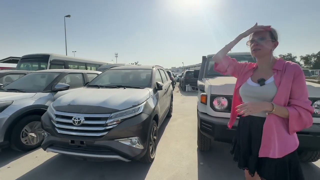 Вместительная Toyota Rush. Лиса рулит
