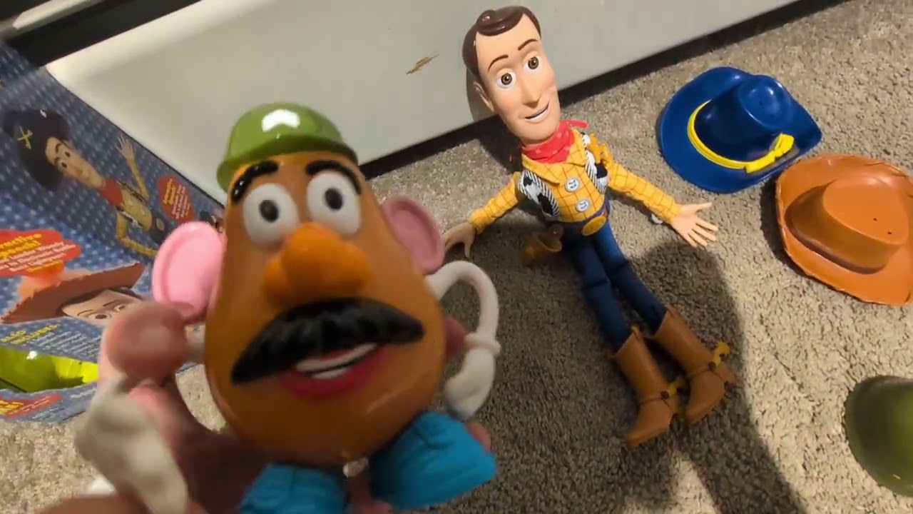 Hasbro Squad Leader Woody from 2002 review.
