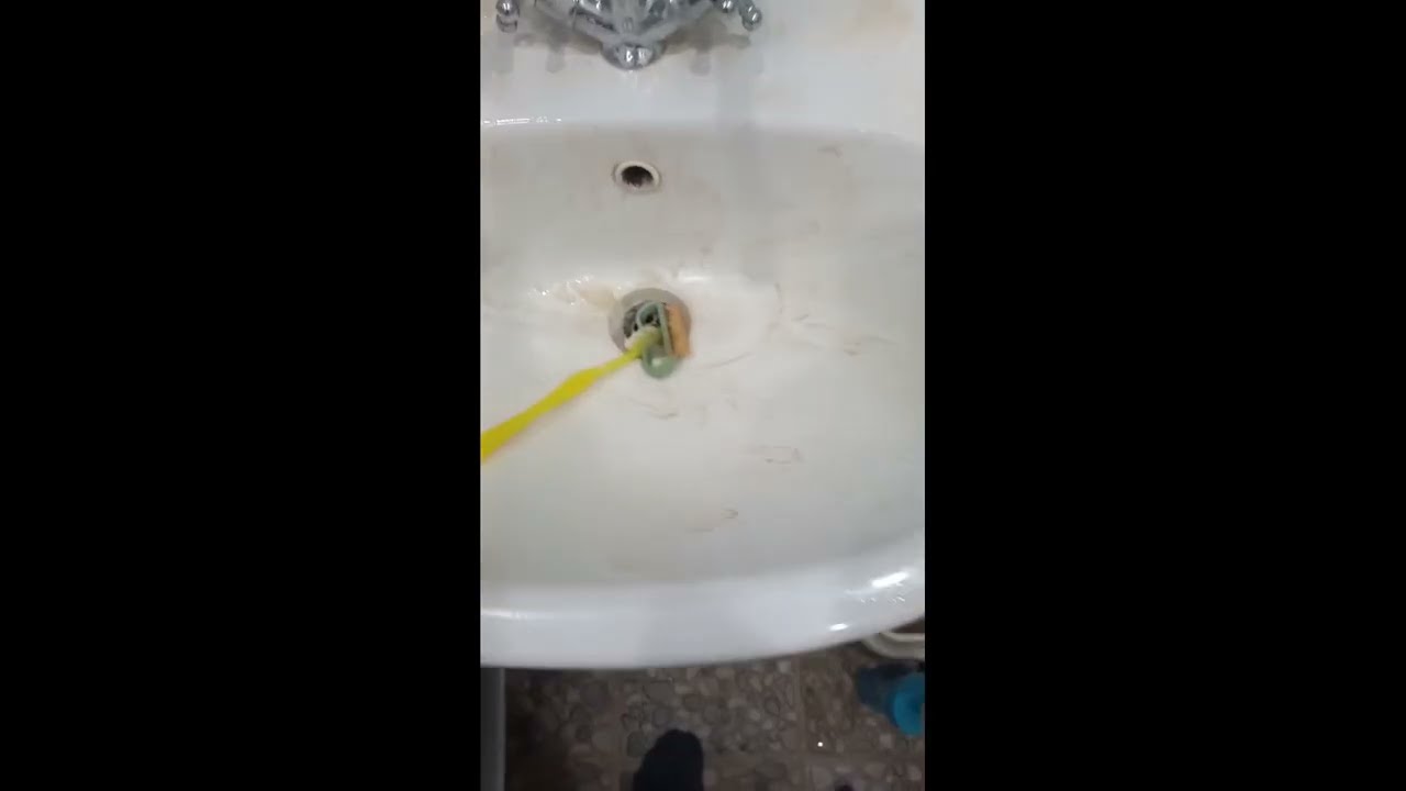 Как отмыть сантехнику (How to clean plumbing fixtures)