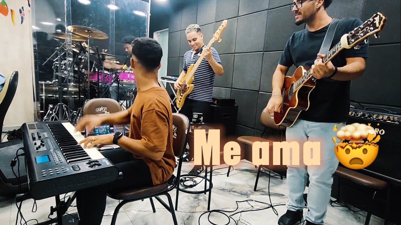 Me ama - Parque Peruche
