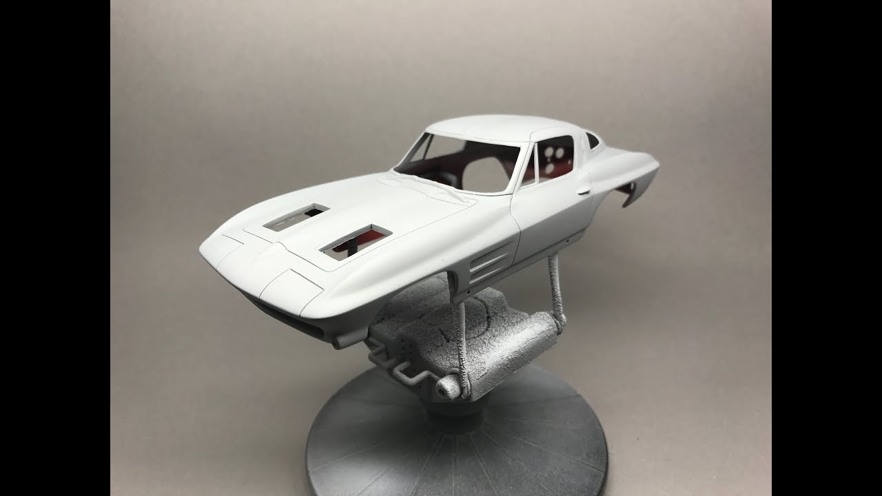 Revell: Chevrolet Corvette 1963 C2 Stingray Part 1