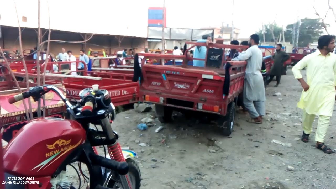 Looking For A Used Loader Rakshe In Pakistan? Check Out This Deal From October 14, 2022!