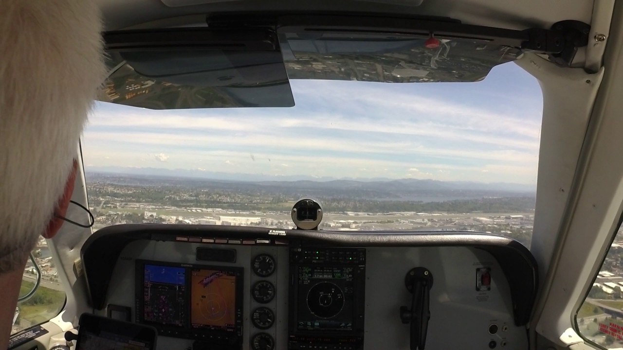 Arrival from the West to Boeing Field (KBFI)