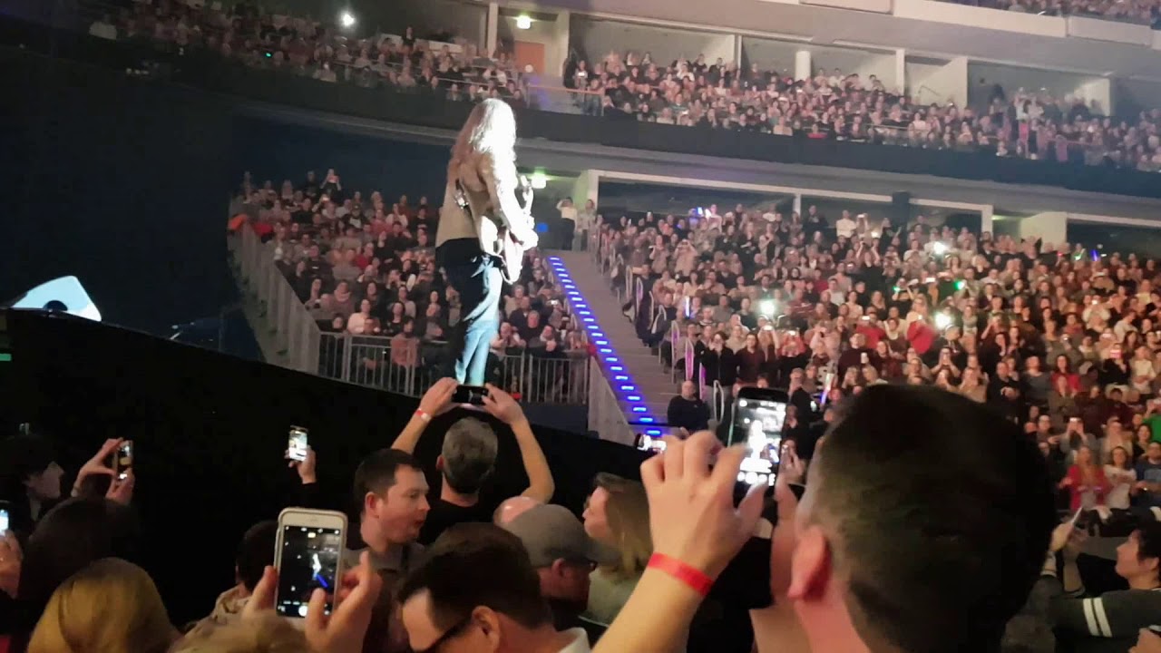 Kelly Family Konzert in Hannover 2018 - DANKE sagt die: Klaus Schulz KI Band