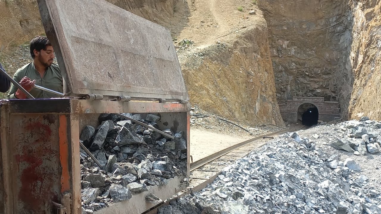 short visit to chromite mines of heroshah|Dargai|Malakand@Pakistan|please watch and share the vedeo