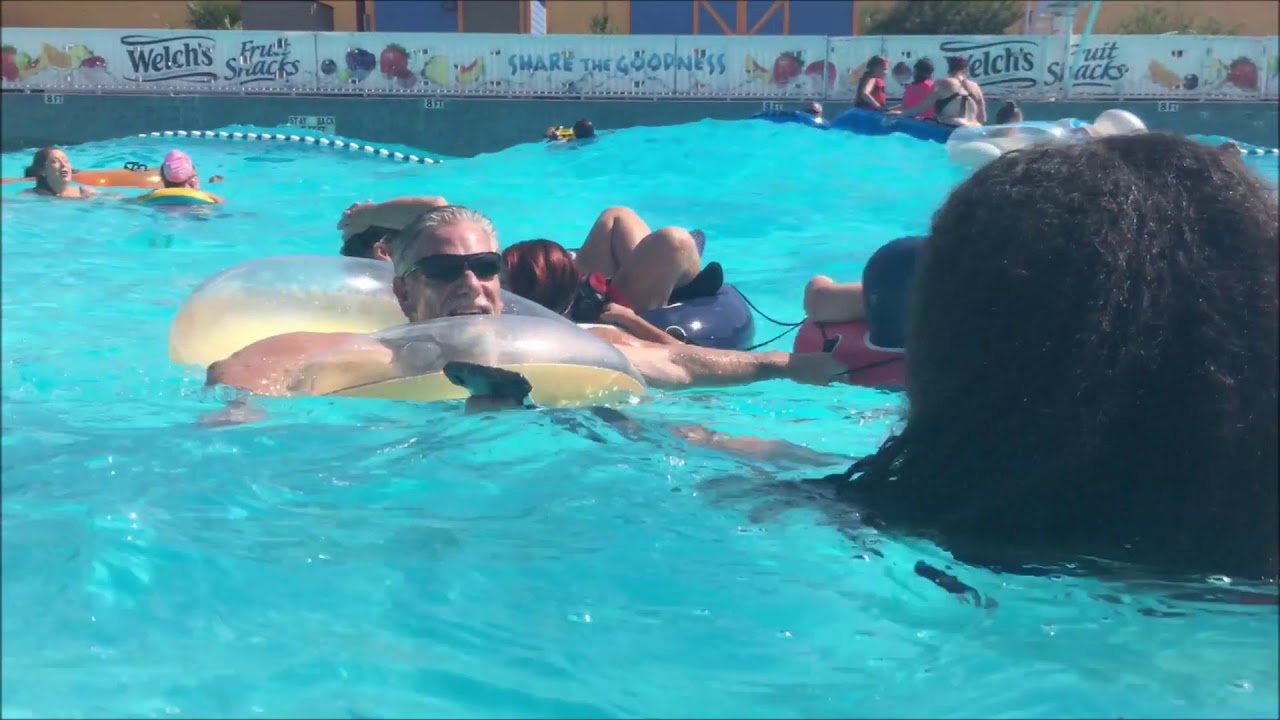 Hurricane Harbor Arlington Texas Wave Pool - Aug 25, 2019