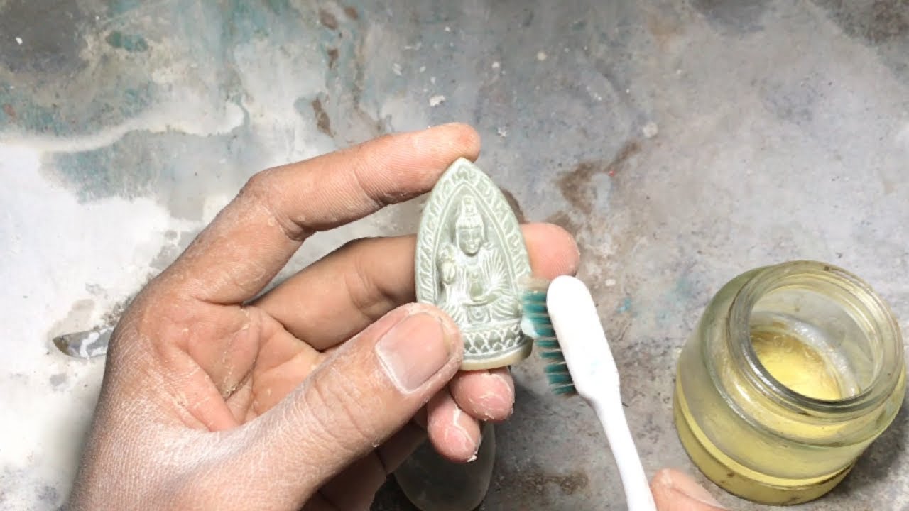 Wood Carving , Stone Carving, Learn to carving Guan Yin from light night stone.