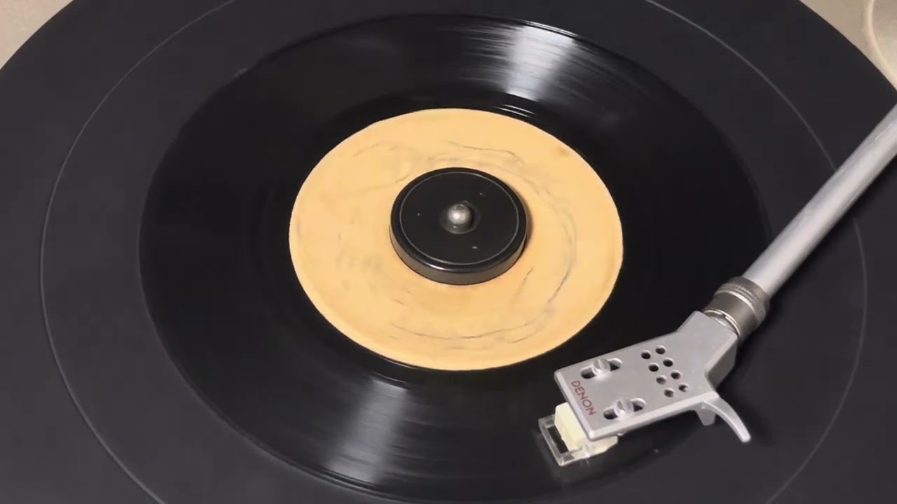 THE CHASE-Yvonne Harrison with Tommy McCook & THE Supersonics  CALTONE ROCKSTEADY 45