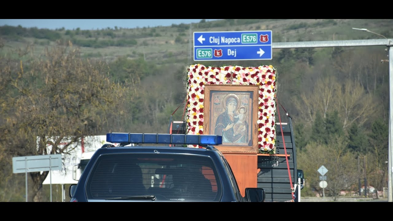 Icoana făcătoare de minuni a Maicii Domnului de la Nicula, în procesiune în Arhiepiscopia Clujului