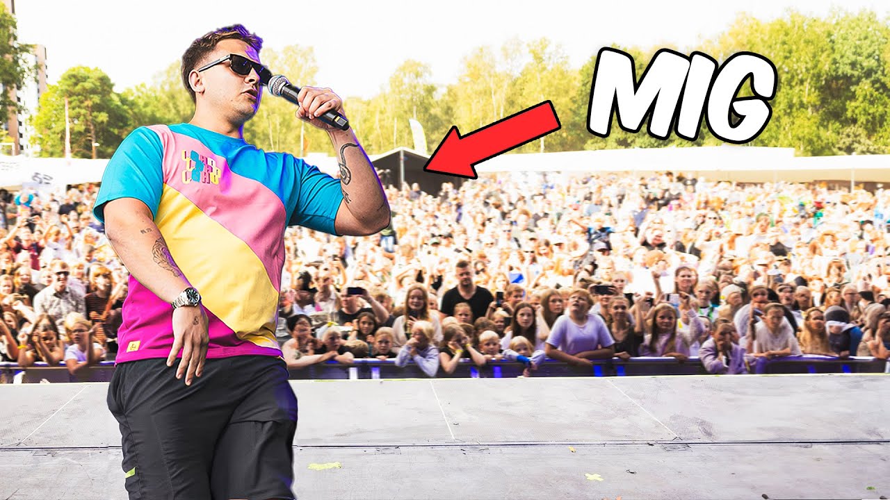 Optr&aelig;der p&aring; en Festival
