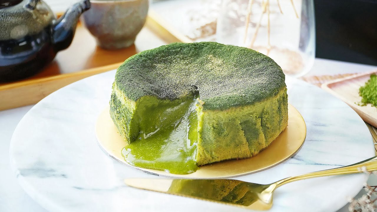 Matcha Magma Cake