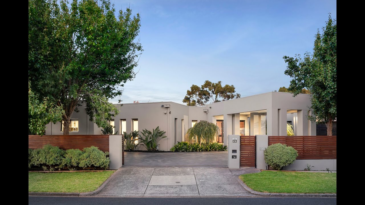 6 Lakes Drive, Taylors Lakes