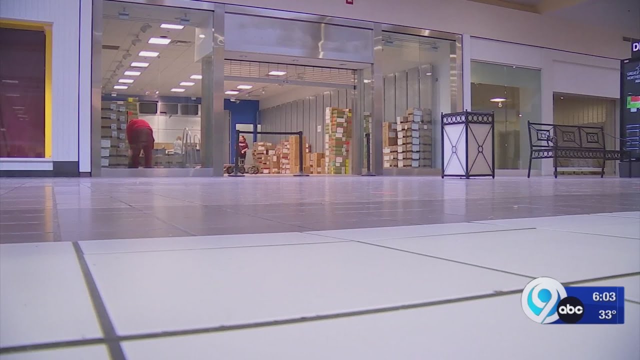 Old days of crowds dwindle to walkers and tenants cleaning out stores of Great Northern Mall
