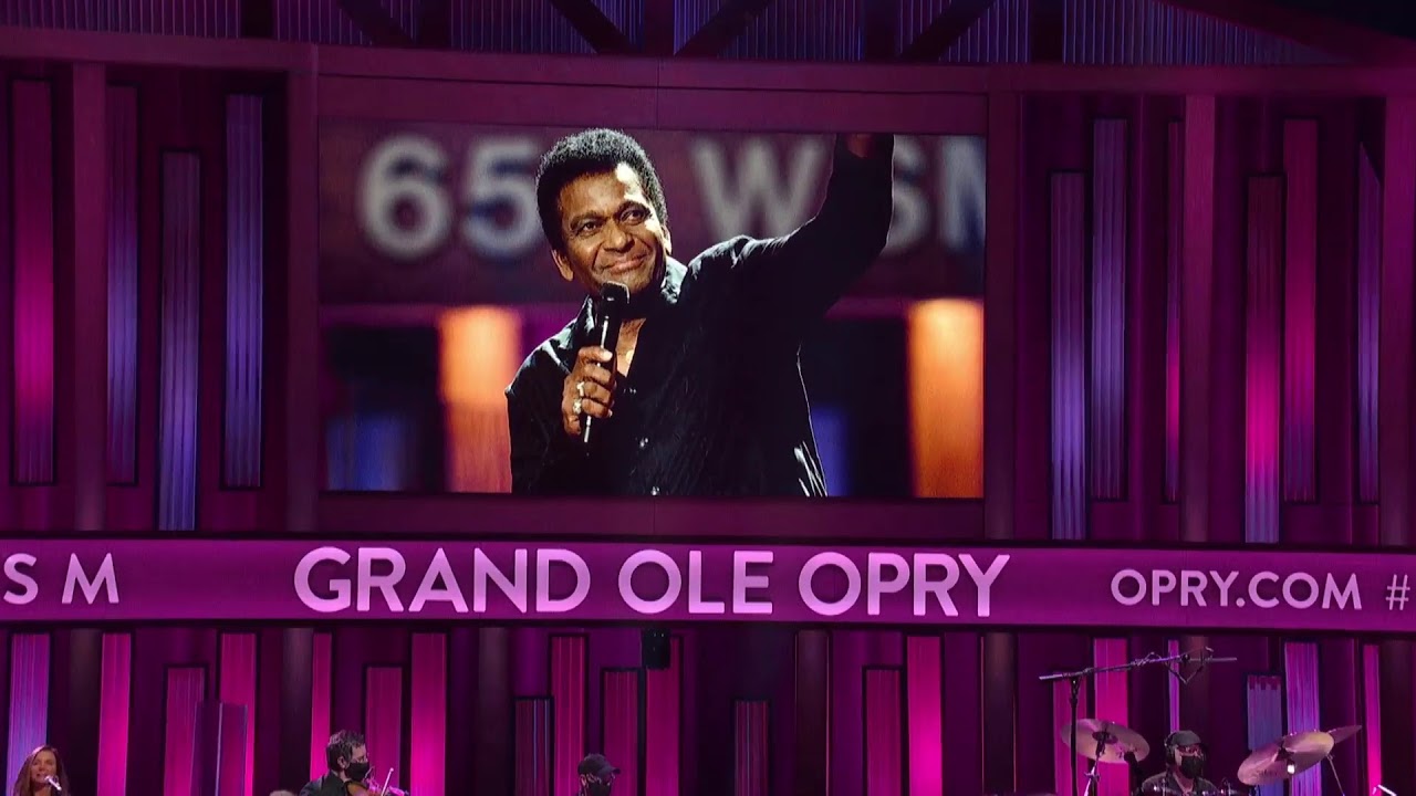 Chris Young Live From The Opry