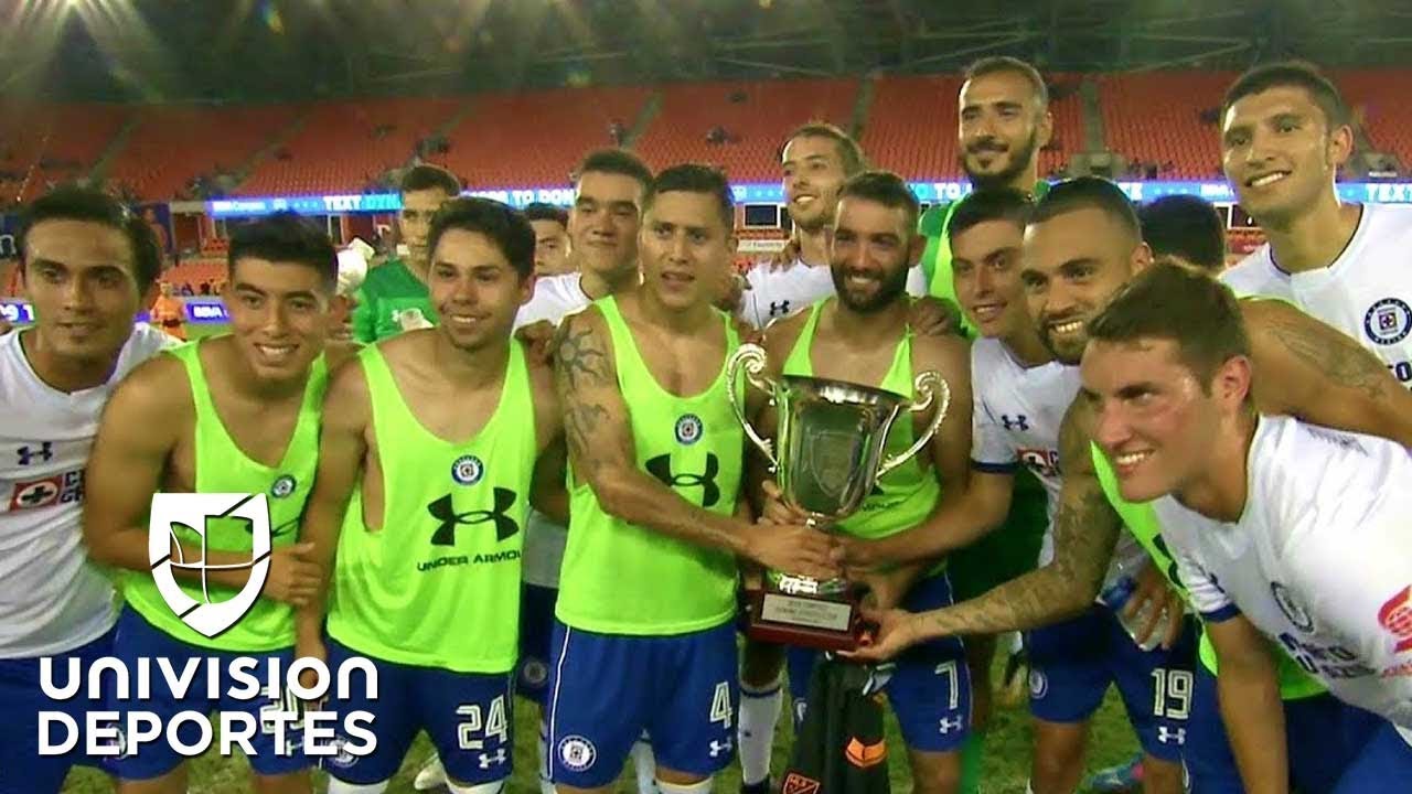 Cruz Azul levantó su primera copa del 2017