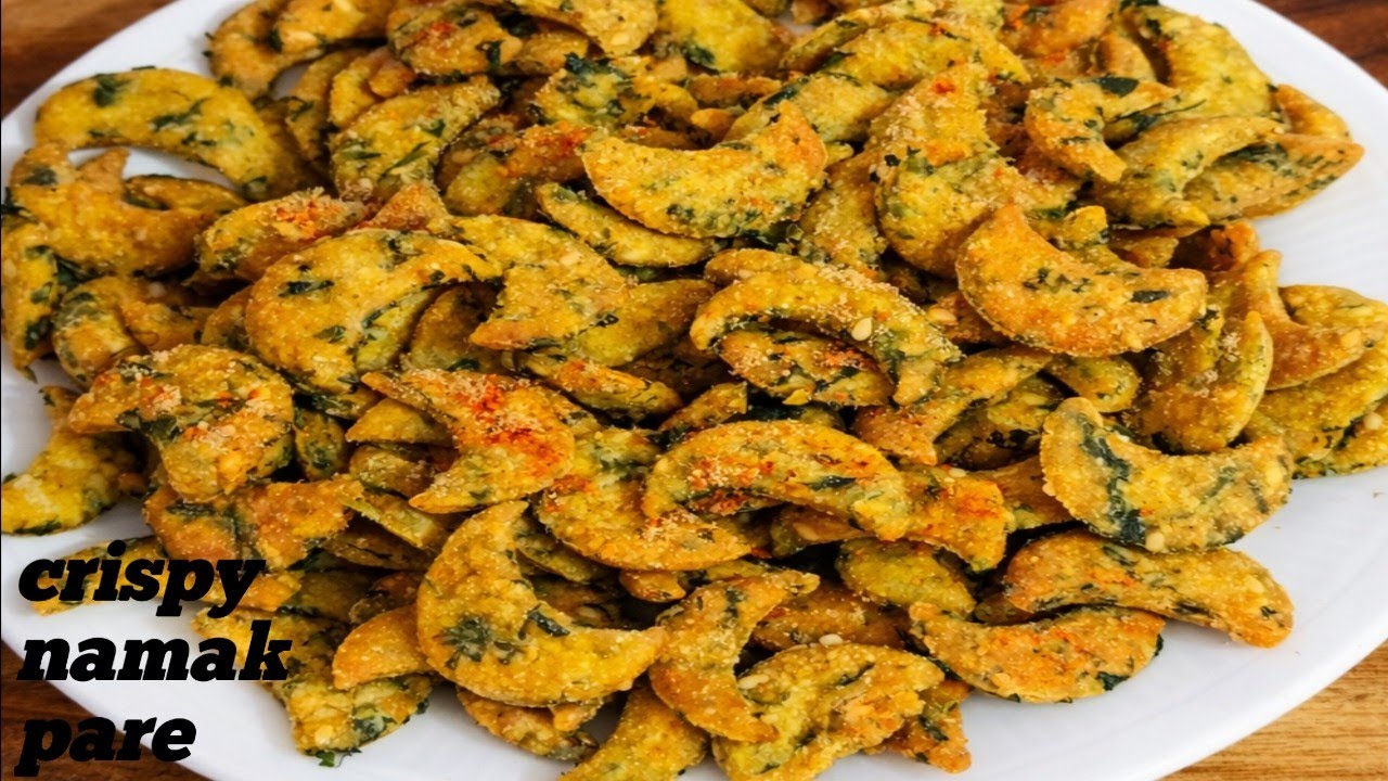 होली स्पेशल हरी मेथी और आटे से बने खस्ता नमक पारे l healthy and crispy methi namak pare l 
