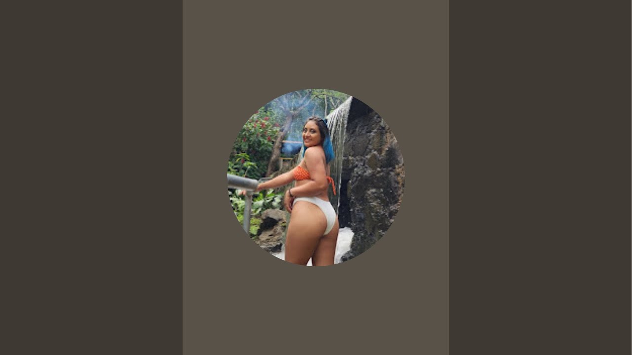 Jackie Aquino  está en vivo