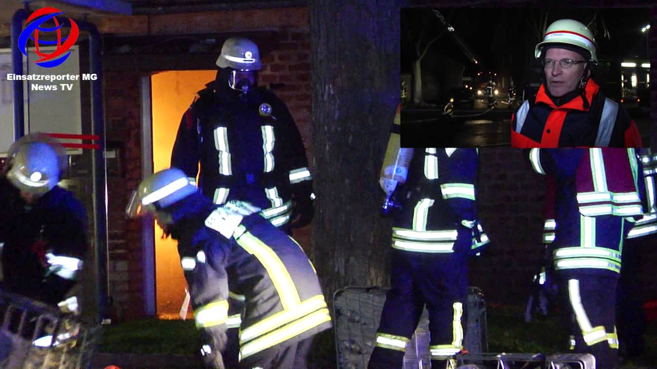 13.04.16 - Viersen: Wohn und Geschäftshaus stand in Flammen / Bewohner über Drehleiter gerettet
