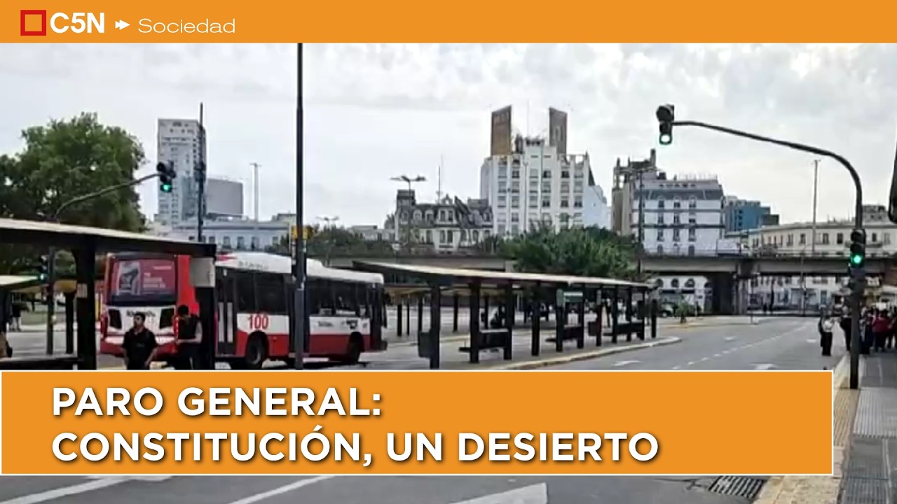 Las IMÁGENES del PARO GENERAL: CONSTITUCIÓN, UN DESIERTO