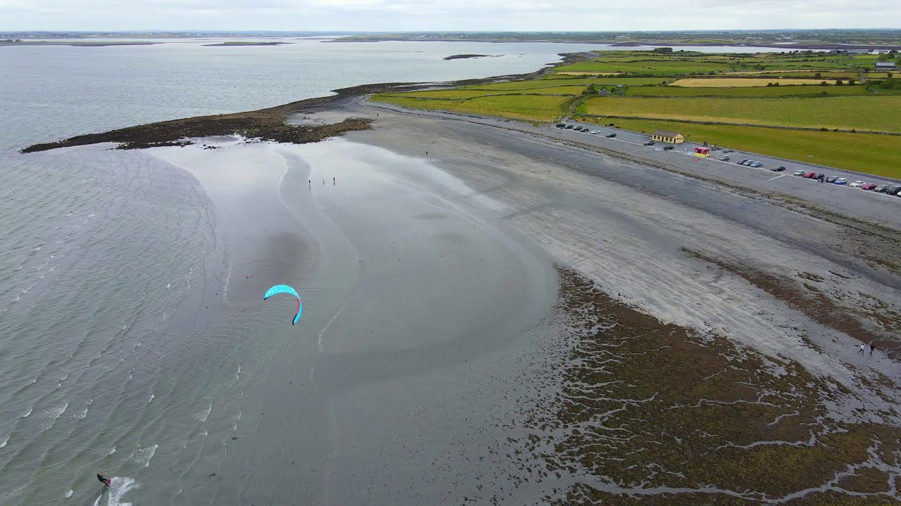 Traught Beach Kinvara Galway with Mavic Air 2 in 4K Kite Surfers