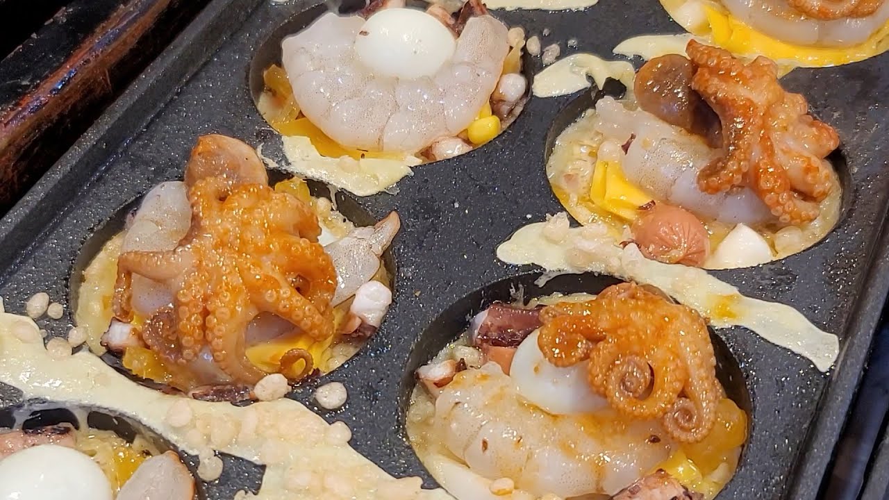 Big Shrimp Emperor Takoyaki - Japanese street food