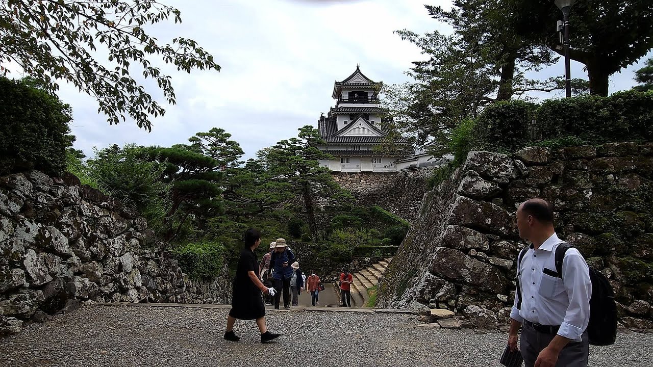 Japan's Kochi Castle: A Journey Through Time & Tradition