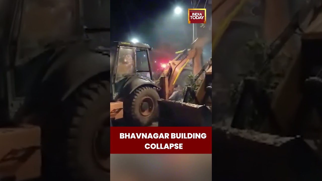 Three-Storey Building Collapses in #bhavnagar ; Rescue Operations Underway, Injured Hospitalized