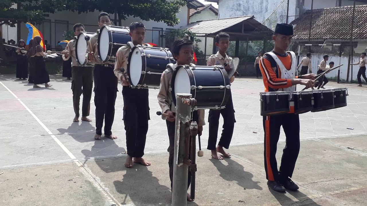 Marching Band MTsN 1Brebes
