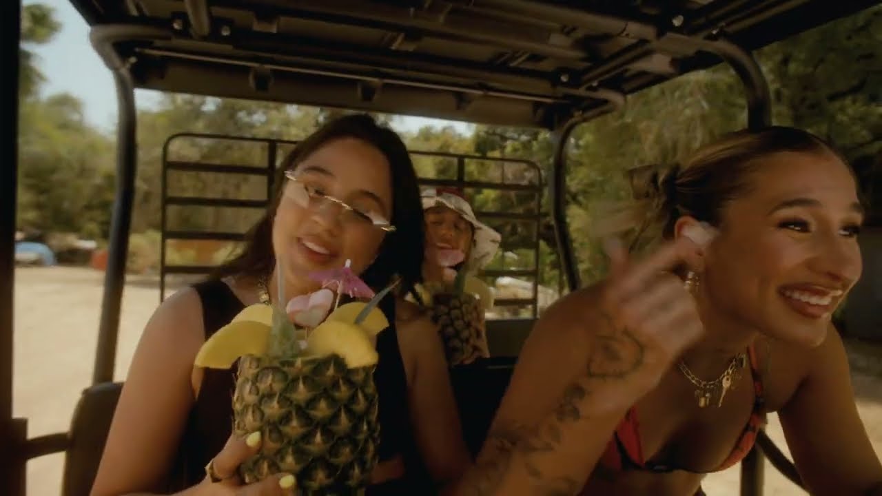 Nanizzie - Otro Sitio (Official Video)