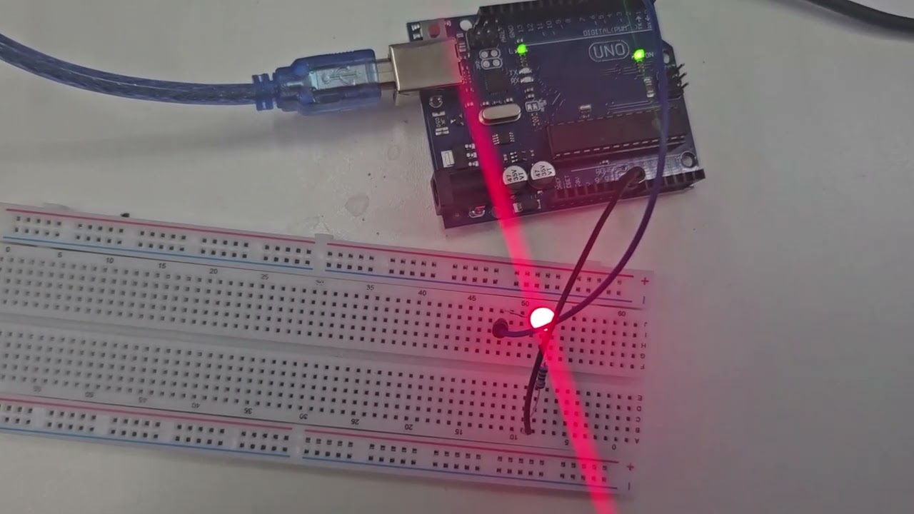 الدرس الخامس شرح برمجه LED وجعله يطفي ويضيء حسب الحاجه