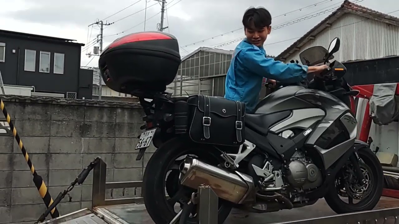 ホンダVFR800Xパンク修理納車、セロー5年ぶり修理調整復活納車、セロー乗り味絶好調♫♫😎