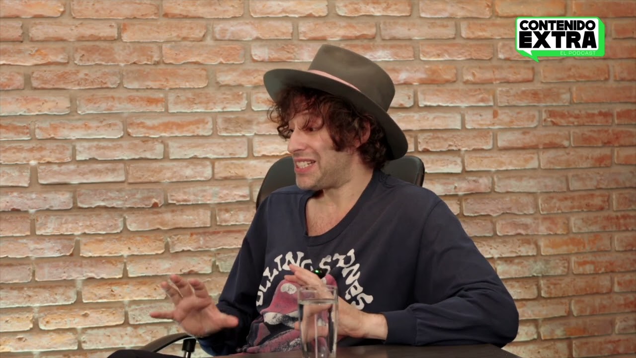 Adanowsky - Su breve 'enemistad' con León Larregui y cómo se hizo productor | Contenido Extra