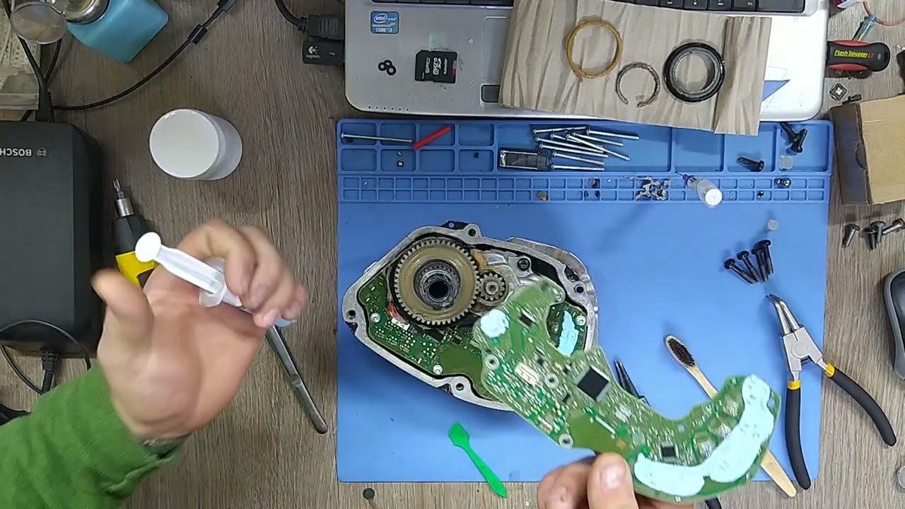 Що по Bosch performance line CX gen4 частина 1 ремонт прошивка обслуговування