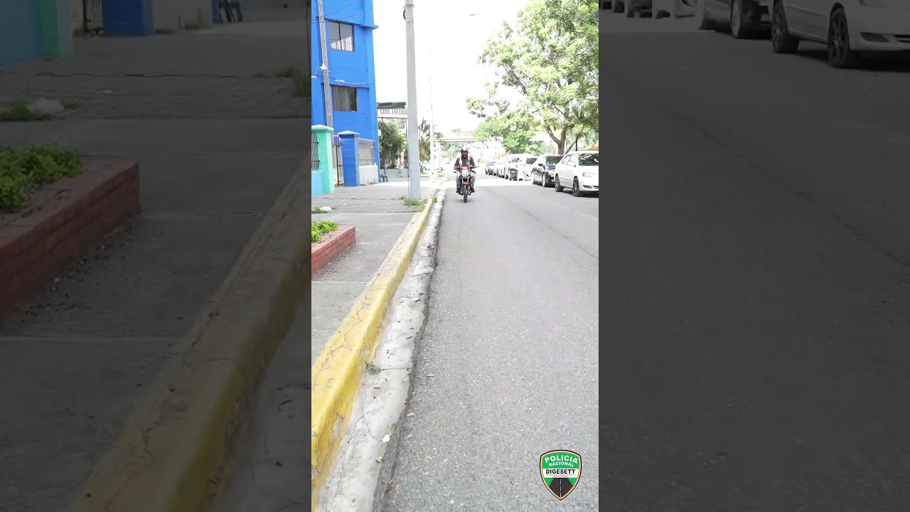 #DIGESETT recuerda a los motociclistas que la acera es de uso exclusivo para los peatones #Shorts