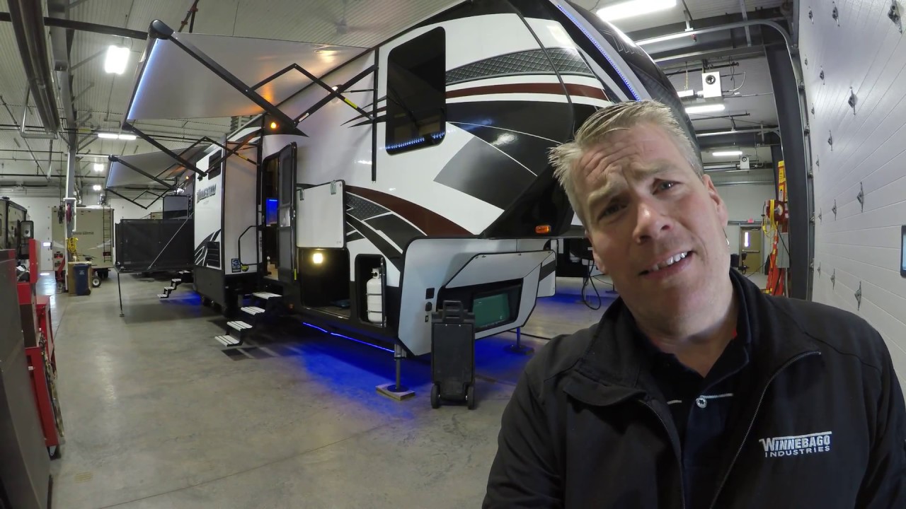 2017 Grand Design Momentum 399TH Toy Hauler