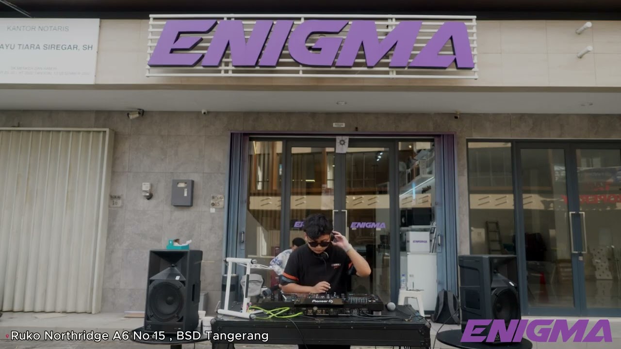 Saturdaynoon Live Set Enigma - DJ Pptoct