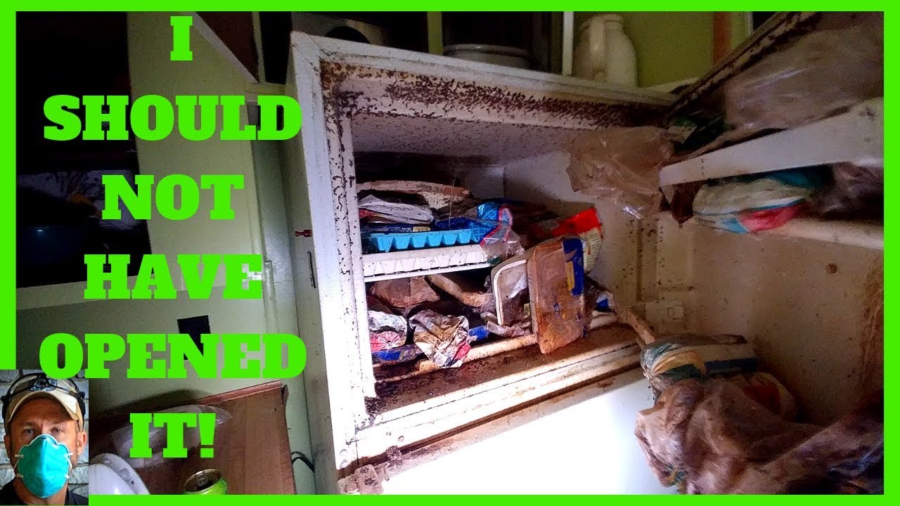 Abandoned Trailer Park With Everything Left Behind Even Food!
