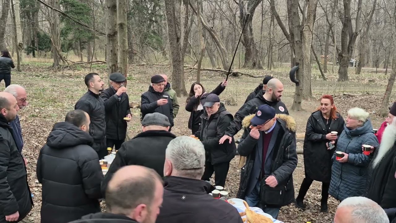 საქართველოს გაუმარჯოს, ერთიანად მთლიანად !