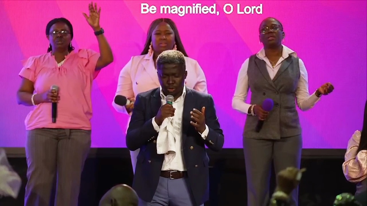 Pure Worship Moment with Nikky Praiz - Rccg Victory House London
