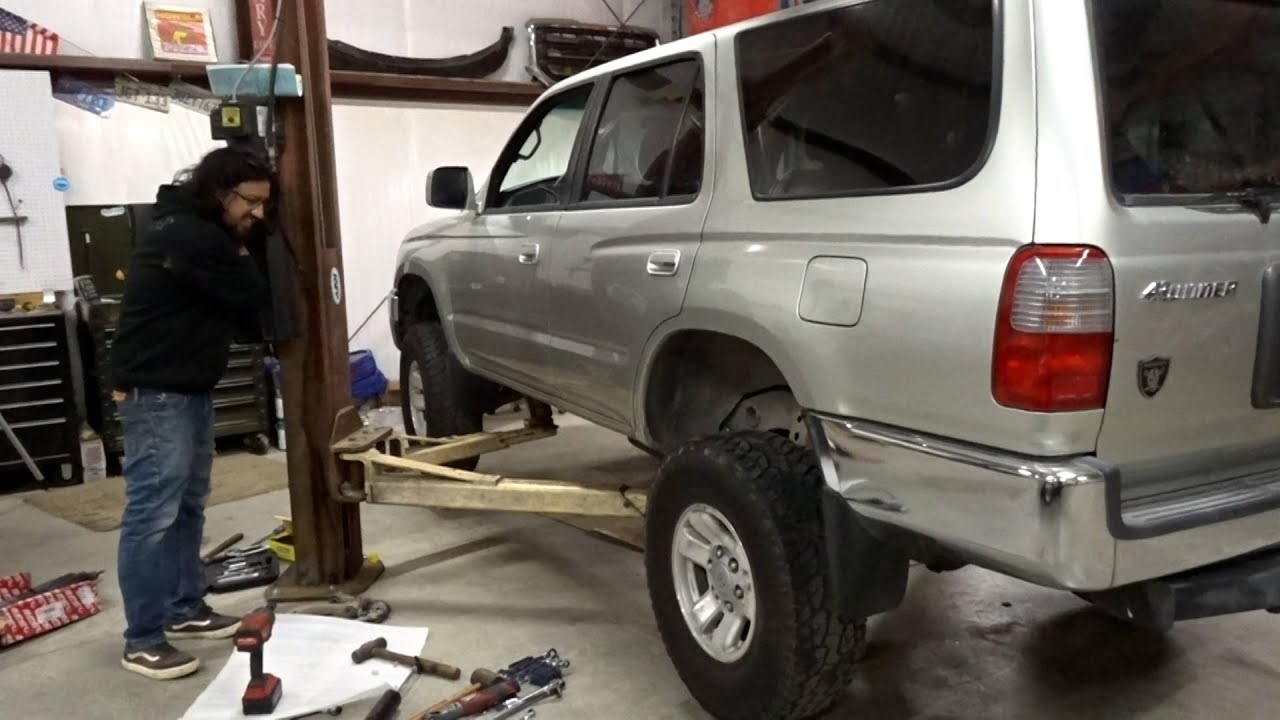 Toyota 4Runner gets a lift kit | WOHOO!!!