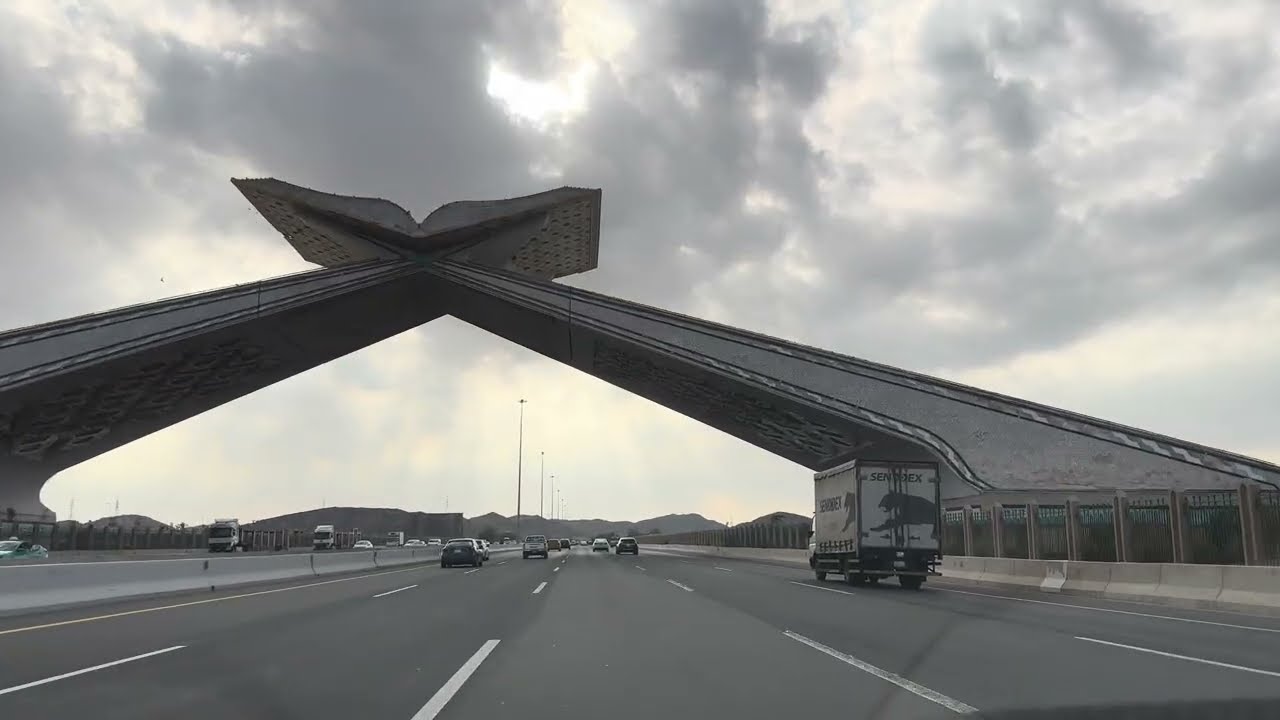Driving Vlog: Menelusuri Jalan Tol menuju Tanah Suci Makkah (Jeddah-Makkah)