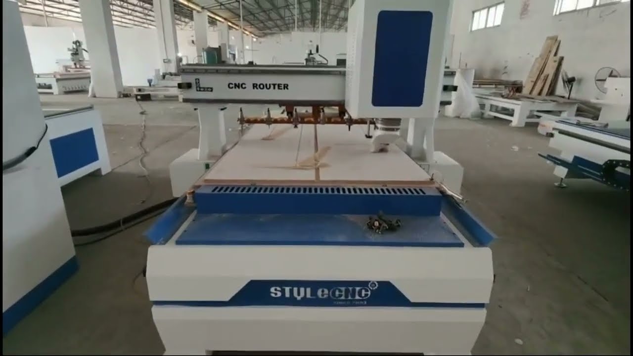 Wood CNC Machine with Automatic Tool Changer