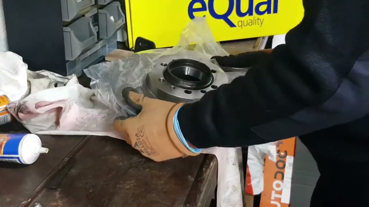 Montaje de rodamiento y disco de freno  Mitsubishi Montero