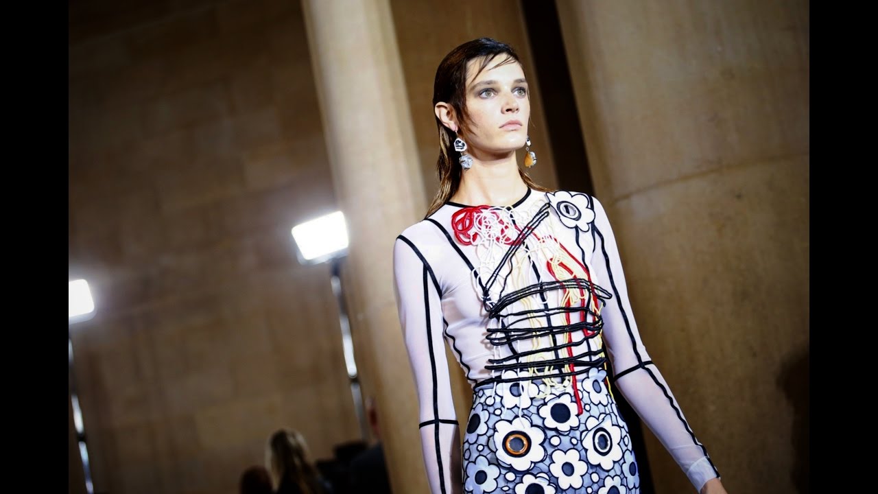 Christopher Kane | Spring Summer 2017 Full Fashion Show | Exclusive