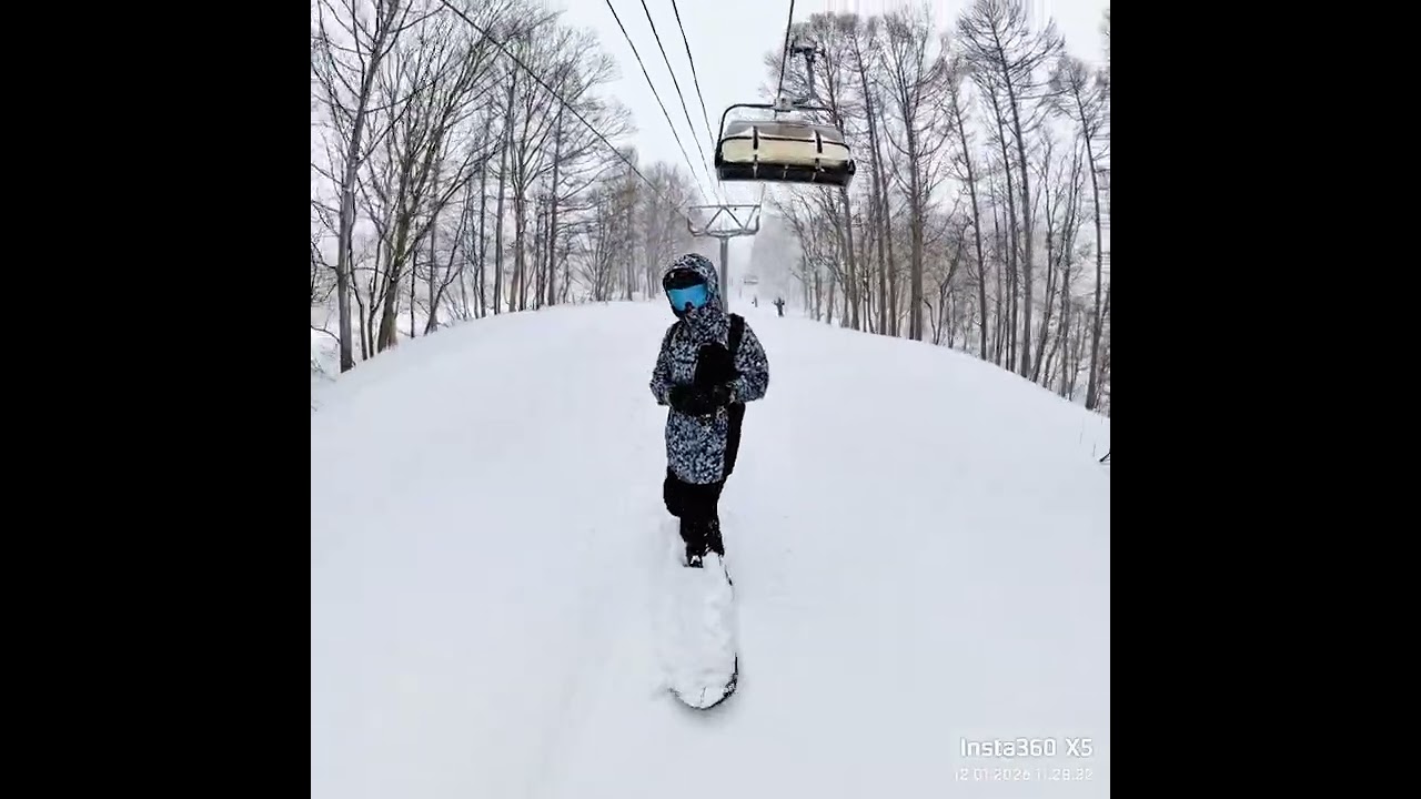 First run down the Sunshine course lift line @ Aomori Spring Jan 12